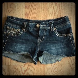 LA idol USA blue jean shorts